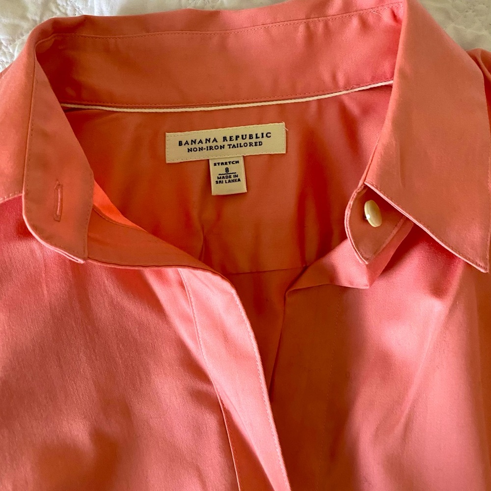 Banana Republic “Non-iron tailored” size 8 EUC